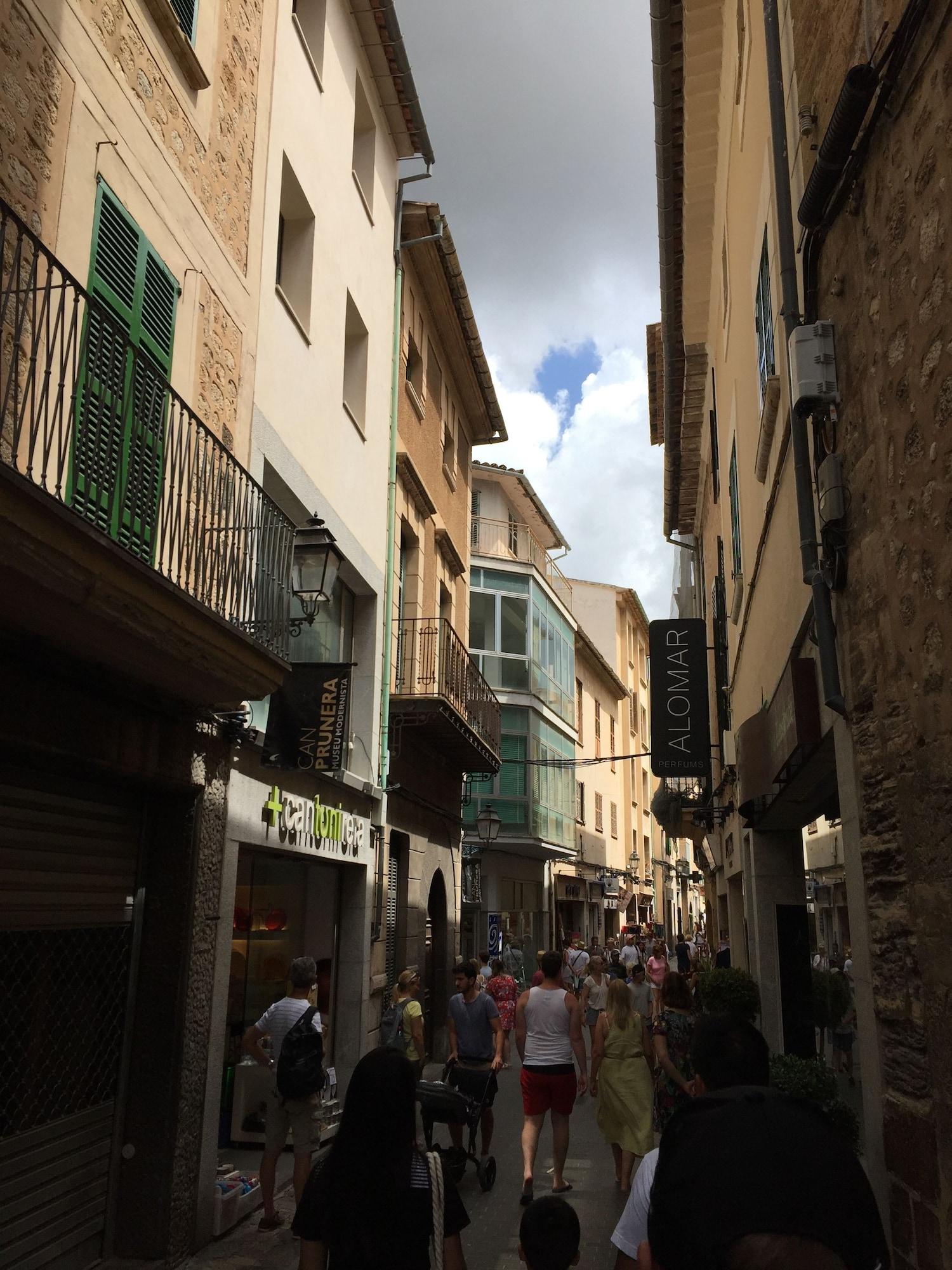 Lluna Aqua Soller - Adults Recommended Buitenkant foto